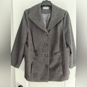 JM Collection Woman Size 2X  Warm Casual Coat